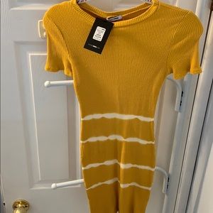 Yellow tight going out dress